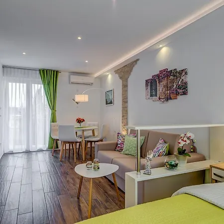 Room&studio Just Enjoy