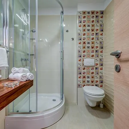 Room&studio Just Enjoy *