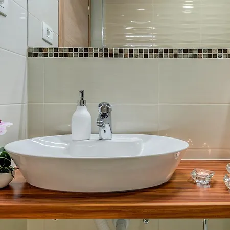 Room&studio Just Enjoy Apartament Split