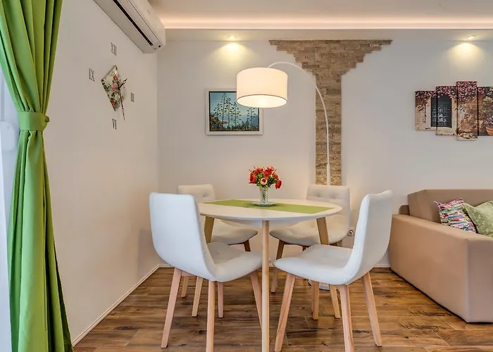 Room&studio Just Enjoy Appartement Split